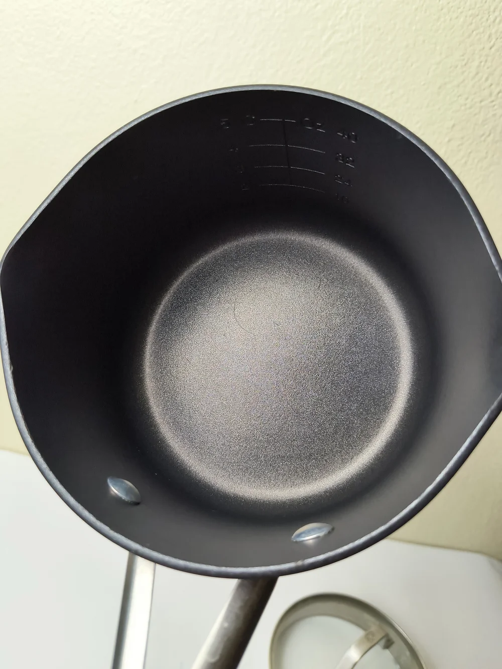 Calphalon 1.5qt/1.4L Black Saucepan with Glass Lid and Stainless Handle